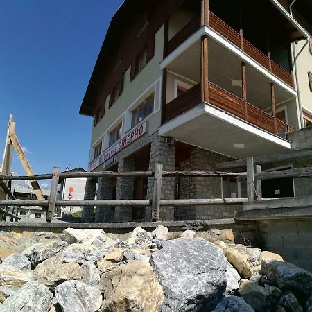 Hotel Ginepro Bormio Exterior photo